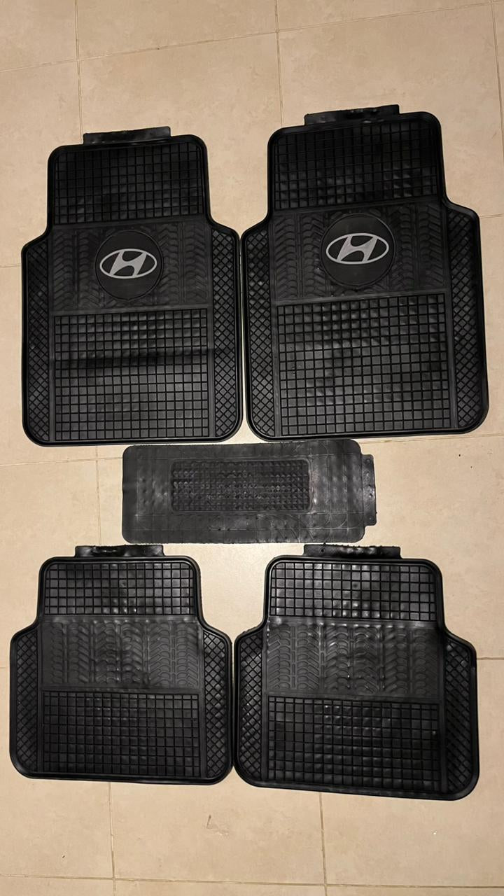 Hyundia Dynamic Rubber Floor Mats – All-Season Protection 5 Piece Set