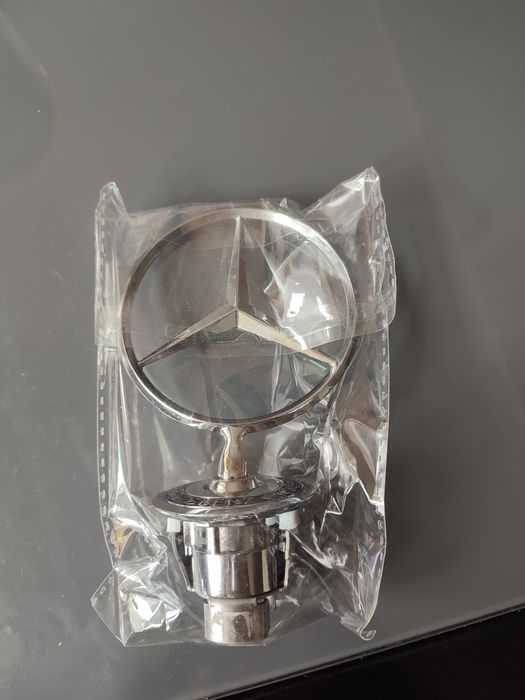 MERCEDES-BENZ GENUINE OEM HOOD ORNAMENT