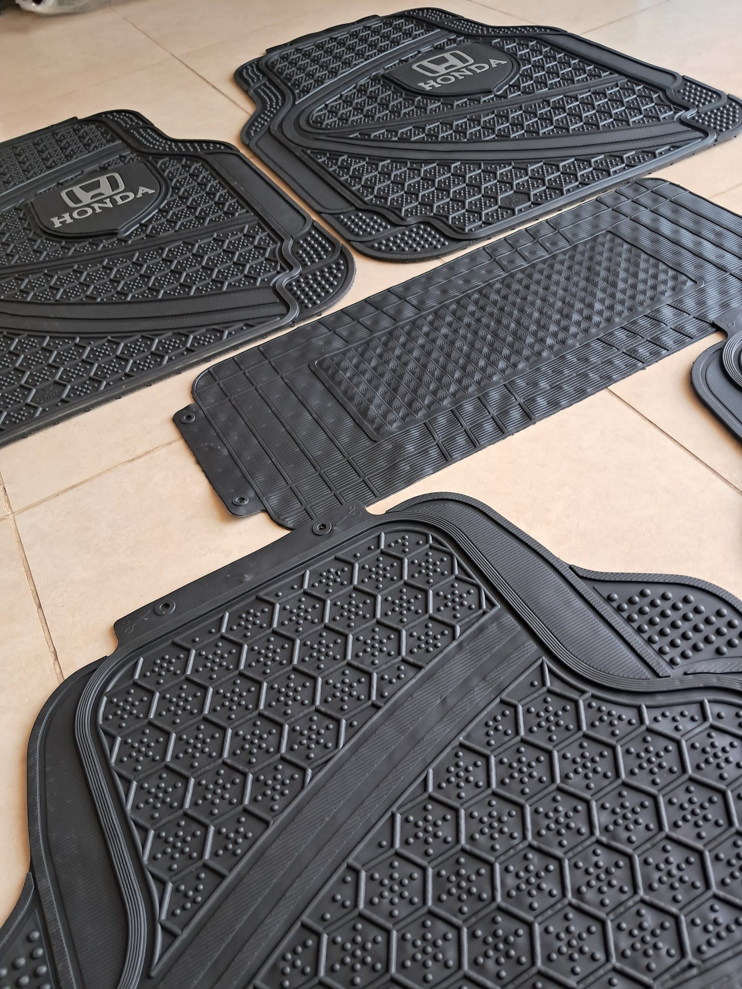Honda Premium Shield Design All-Weather 5PCS Floor Mats Set – Universal Fit for All Vehicles