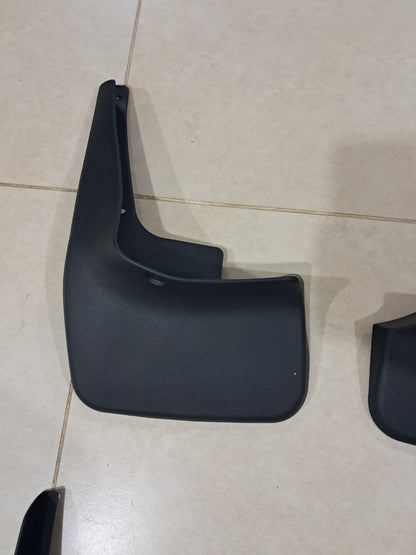 Jeep Grand Cherokee 2005–2010 Original Mud Flaps Set (OEM Style) – Full Protection Kit