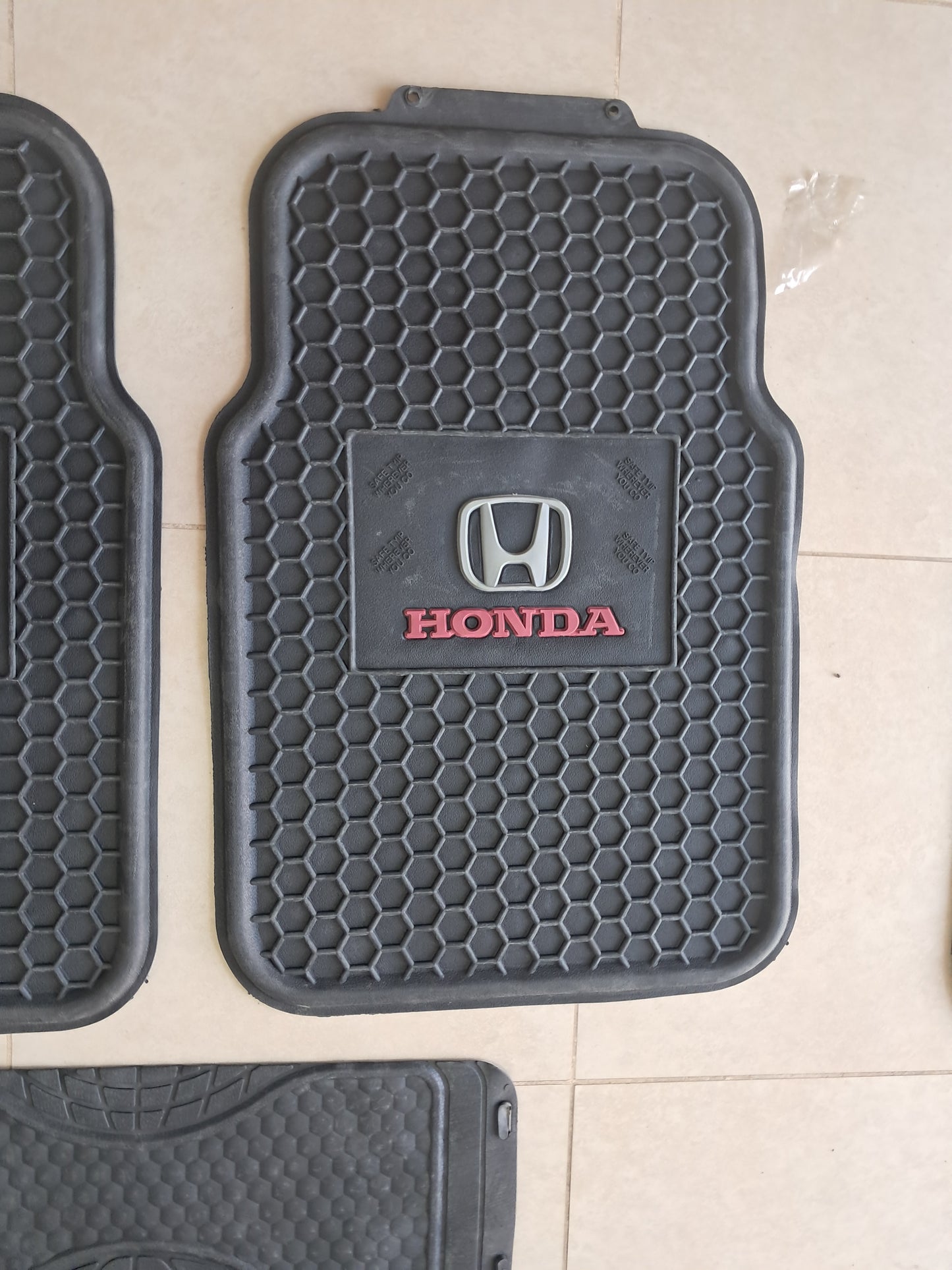 Honda Honeycomb Rubber Floor Mats – Heavy Duty Universal 5PCS Set