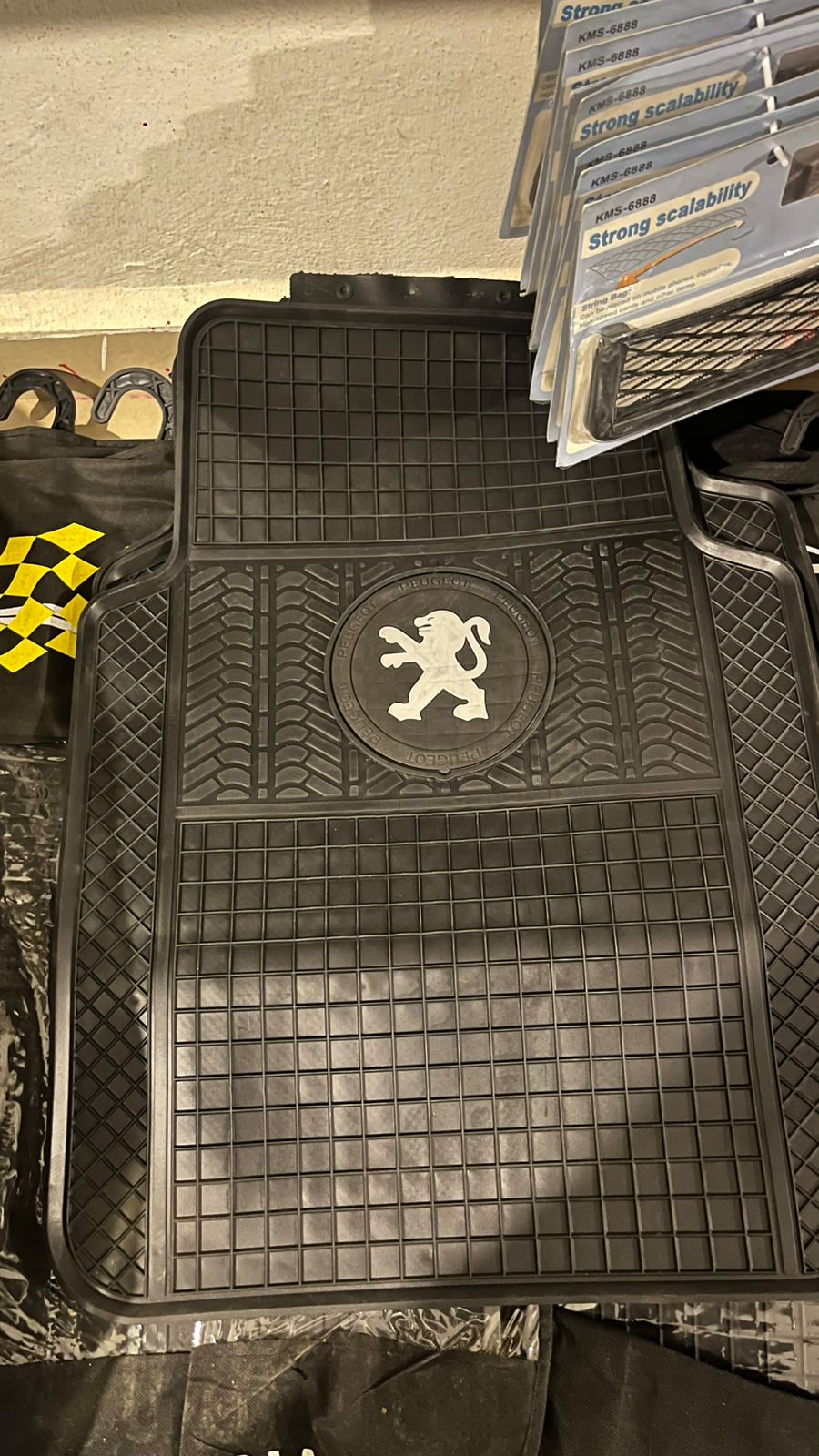 Peugeot Dynamic Rubber Floor Mats – All-Season Protection 5 Piece Set