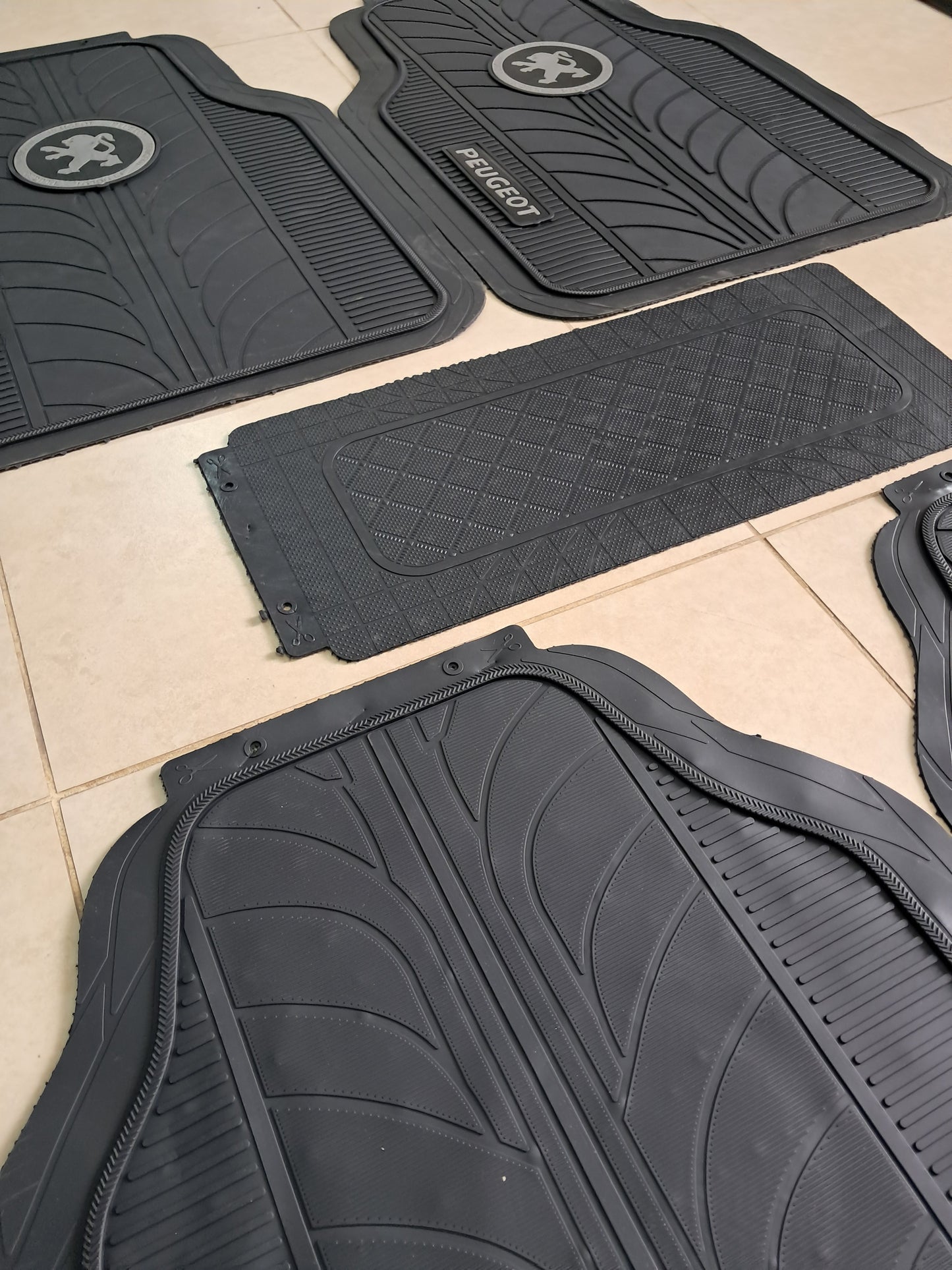 Peugeot Premium Line Rubber Mats – Waterproof Anti-Slip 5 Piece Set