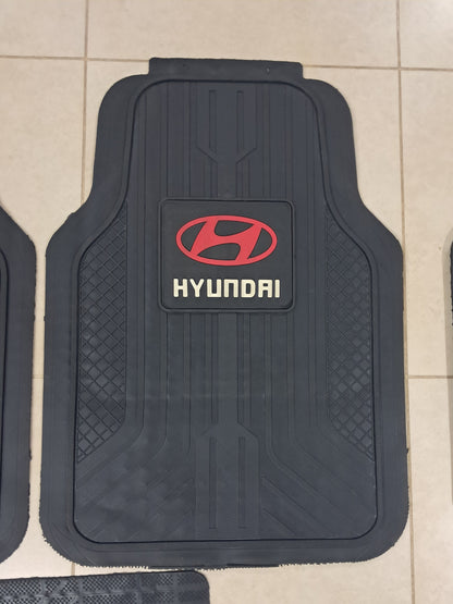 Hyundai RoadMaster Floor Mats Universal Fit All-Weather Car Mats (5 PCS)
