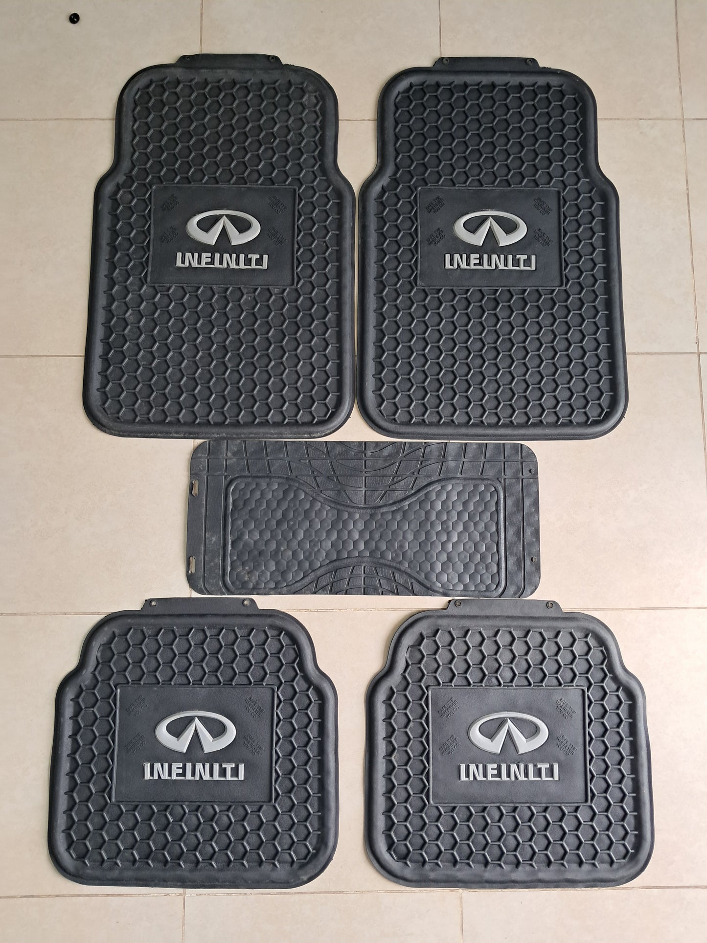Infiniti Honeycomb Rubber Floor Mats – Heavy Duty Universal 5PCS Set