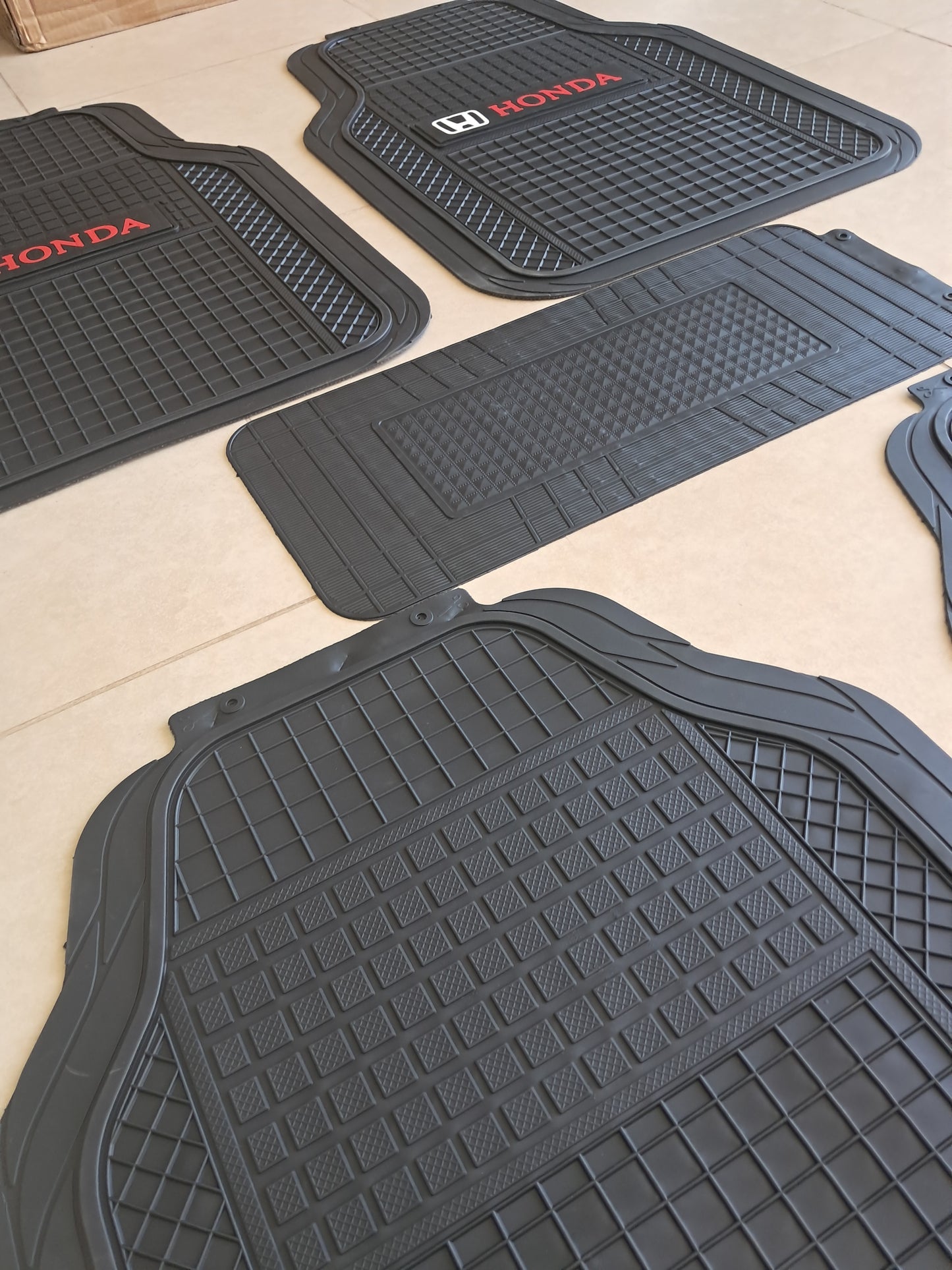 Honda SportLine Rubber Floor Mats – Anti-Slip All-Season 5 Piece Set