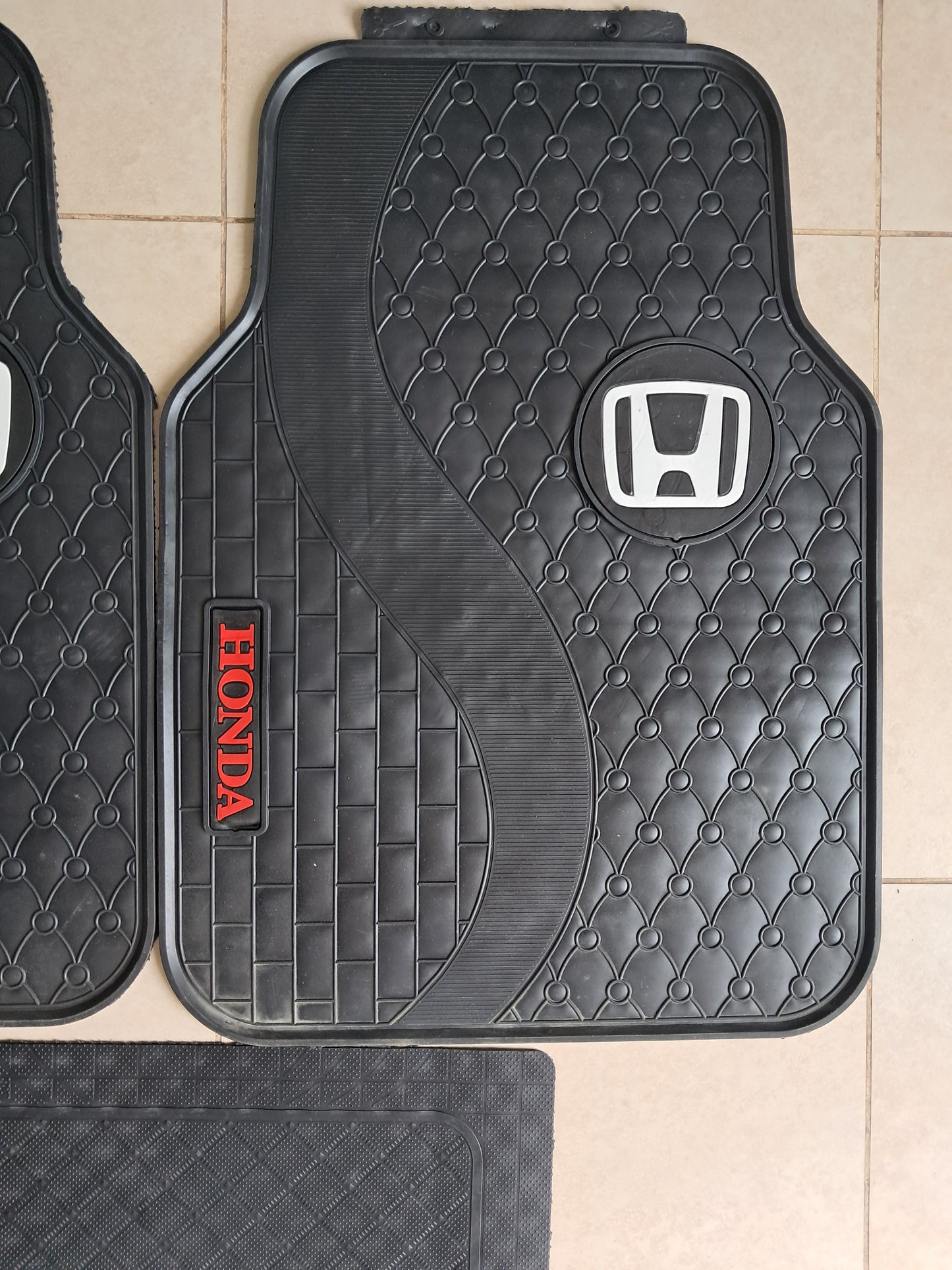 Honda 3D Luxury Rubber Floor Mats – Universal 5PCS Set