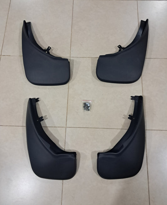 Range Rover Vogue 2005–2011 Original Mud Flaps Set (OEM Style) – Heavy Duty Protection