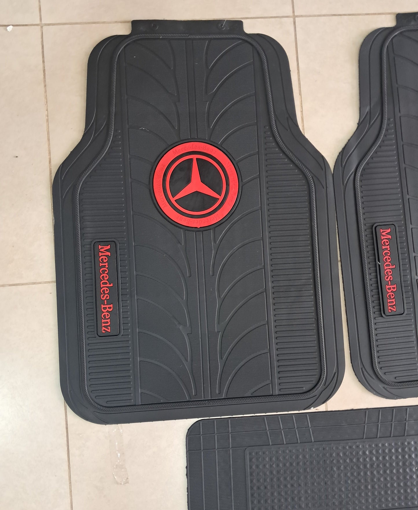 Mercedes Red Logo Premium Line Rubber Mats – Waterproof Anti-Slip 5 Piece Set