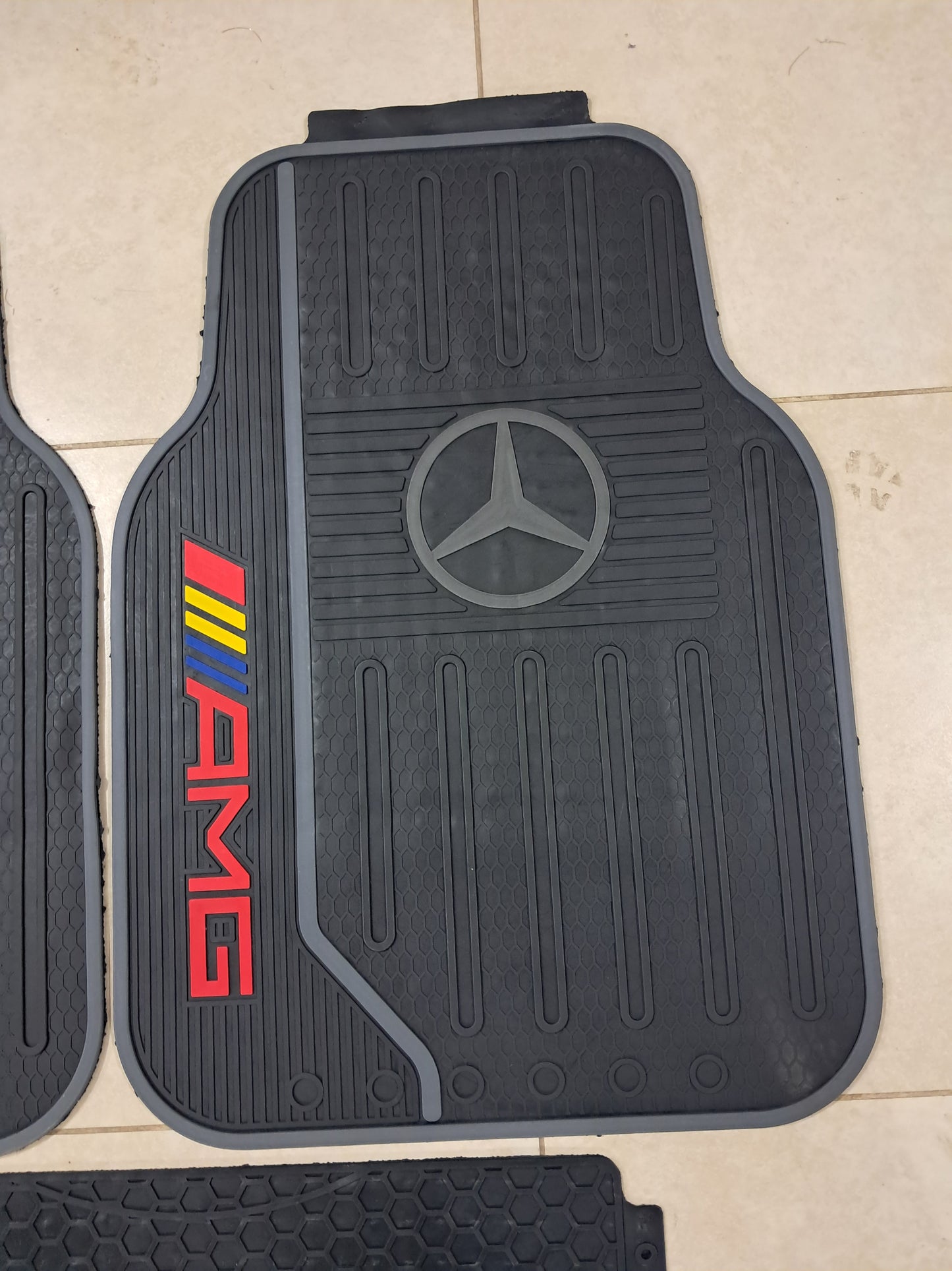 Mercedes 5 Pcs Heavy duty rubber car floor mats carpets