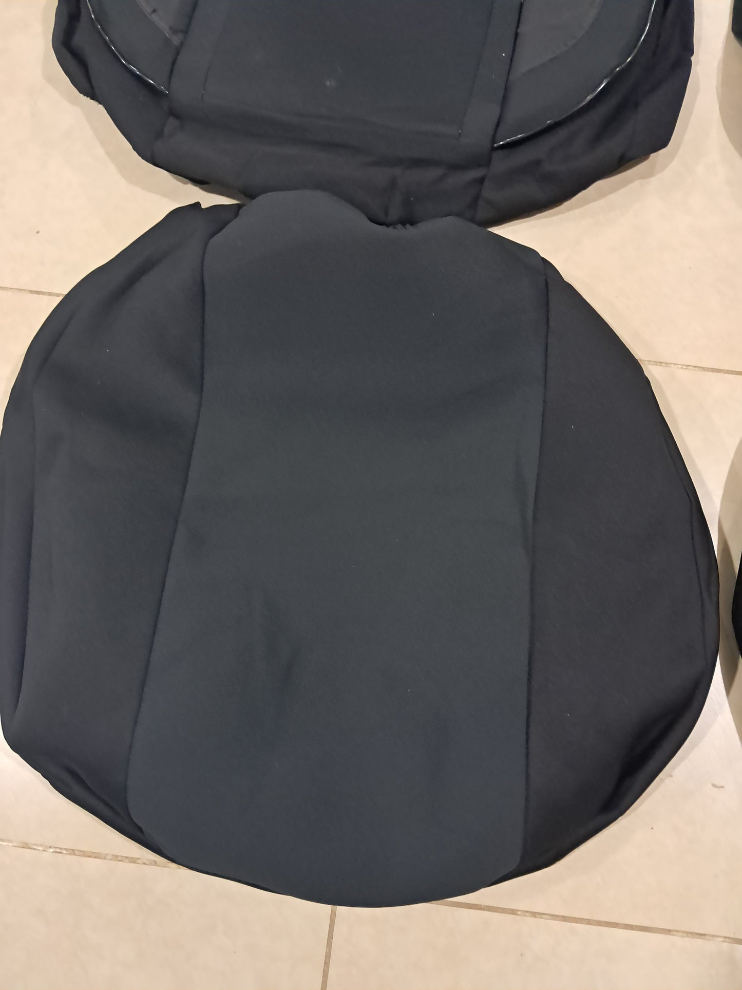 Universal Black Fabric & Leather Seat Covers – Sponge Padded