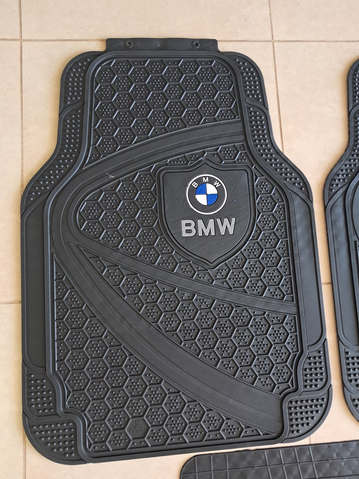 BMW Premium Shield Design All-Weather 5PCS Floor Mats Set – Universal Fit for All Vehicles