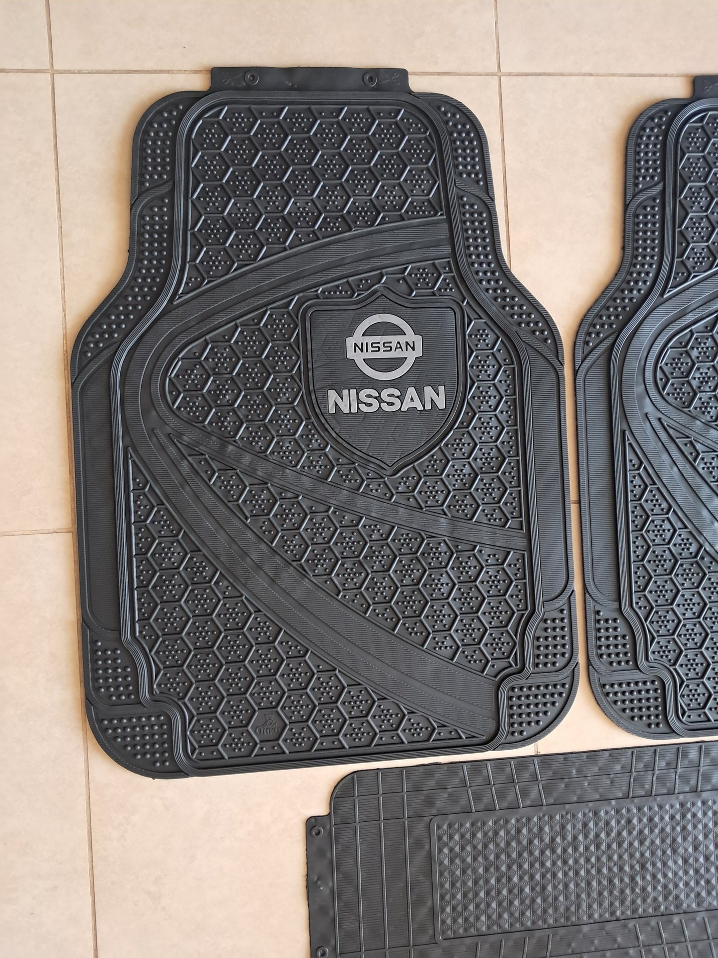 Nissan Premium Shield Design All-Weather 5PCS Floor Mats Set – Universal Fit for All Vehicles