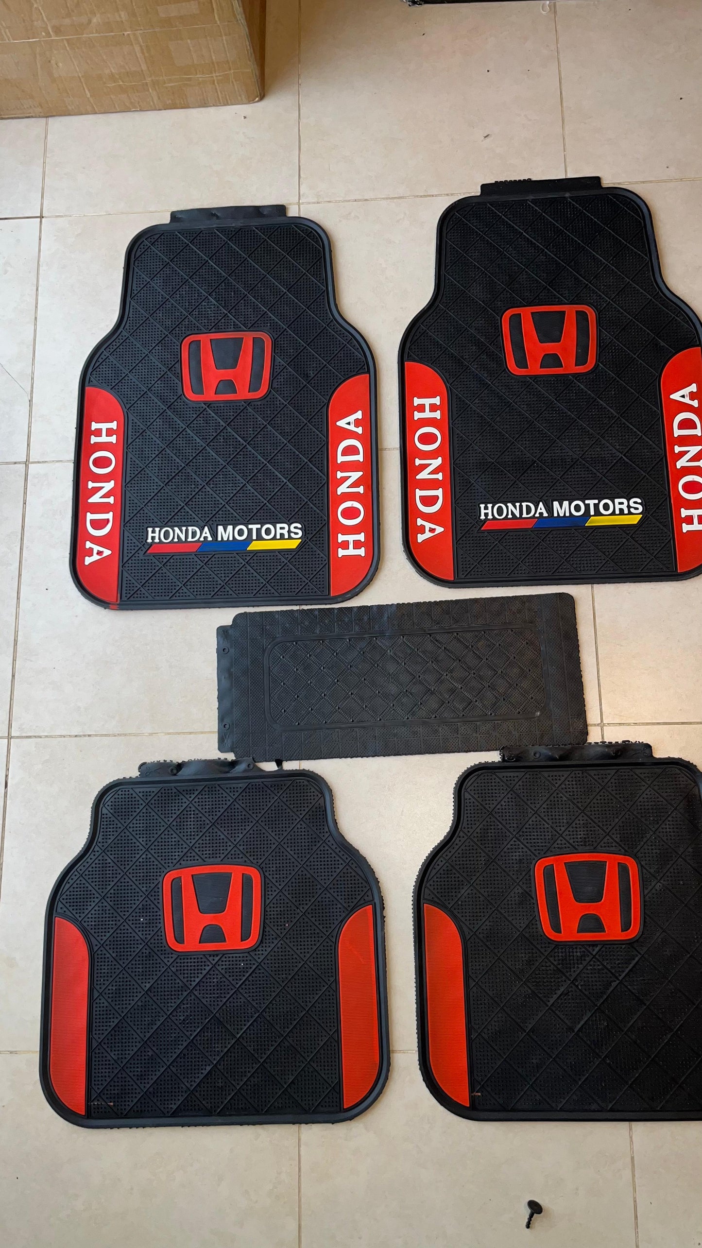 Honda Red Sport Rubber Floor Mats – Premium Universal 5PCS Set