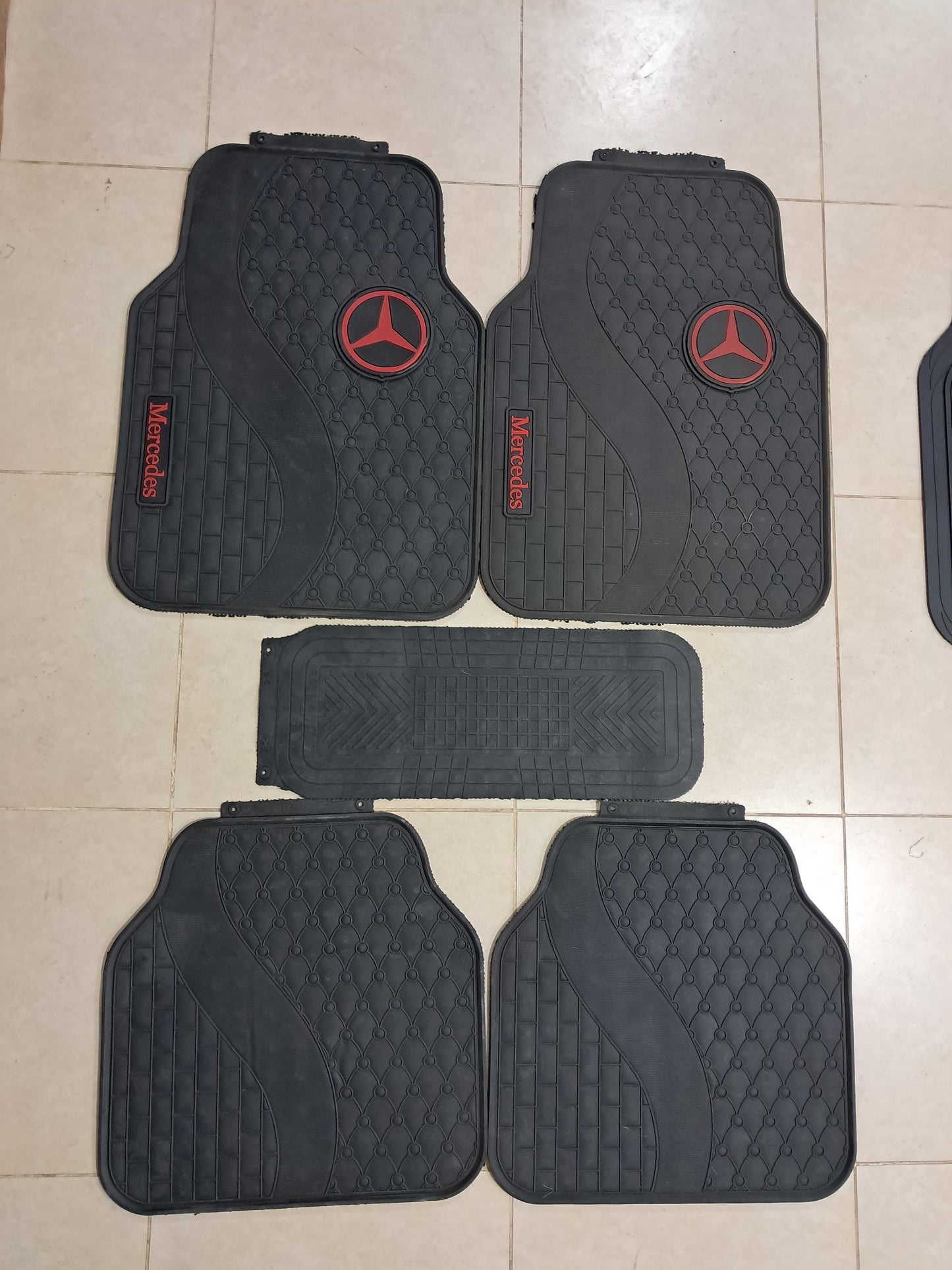 Mercedes Red Logo 5 Pcs Premium Diamond Pattern Car Floor Mats – Luxury Rubber Set