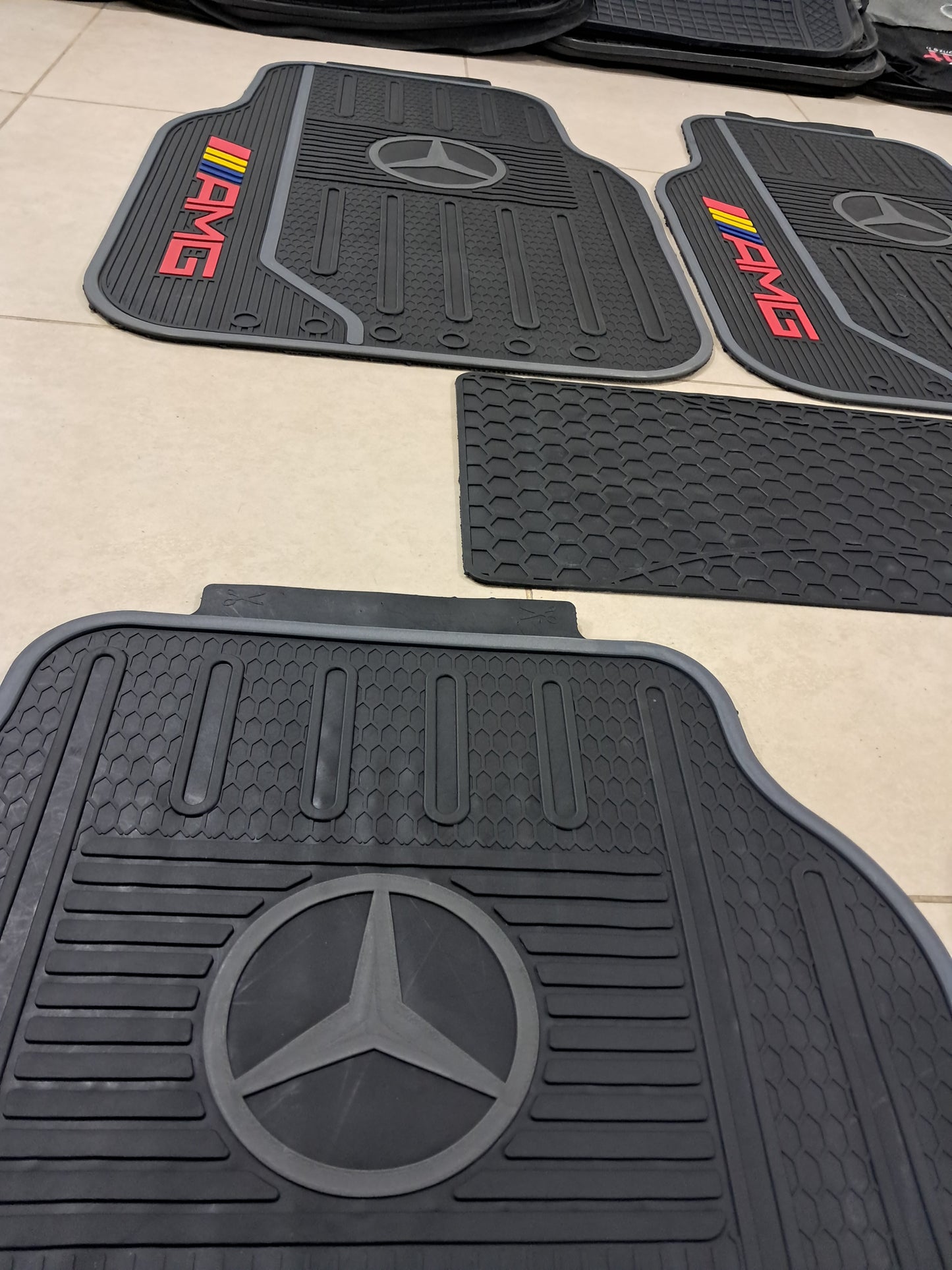 Mercedes 5 Pcs Heavy duty rubber car floor mats carpets