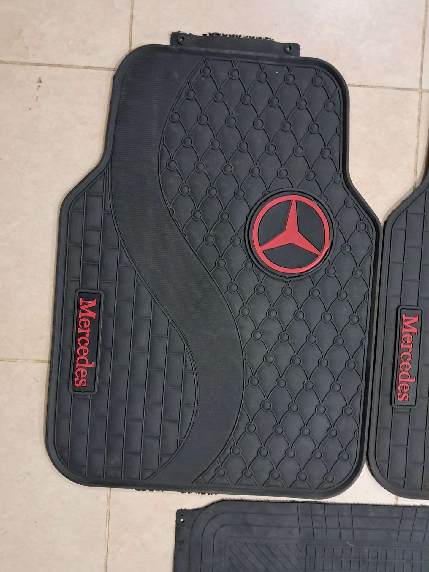 Mercedes Red Logo 5 Pcs Premium Diamond Pattern Car Floor Mats – Luxury Rubber Set