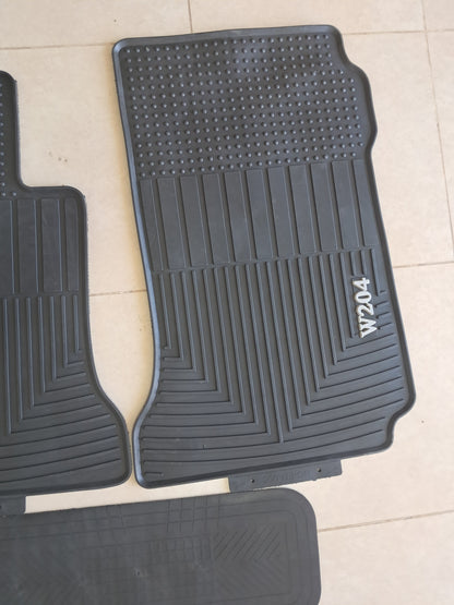 Mercedes C-Class W204 2007–2014 Rubber Floor Mats – Custom Fit Anti-Slip All-Weather (5 PCS)