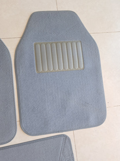 Premium Carpet Car Floor Mats – Soft Fabric Comfort Set (5 PCS)