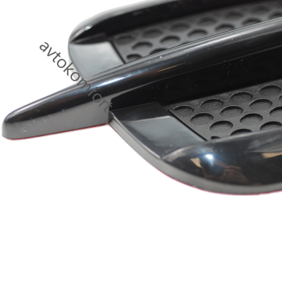 2 pieces Universal Car Side Fender Vent Trim – Sport Style (22 × 12 cm)