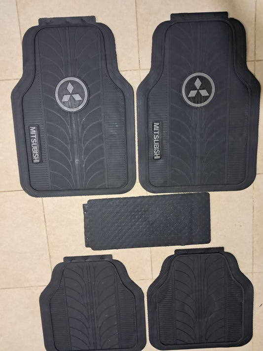 Mitsubishi Premium Line Rubber Mats – Waterproof Anti-Slip 5 Piece Set