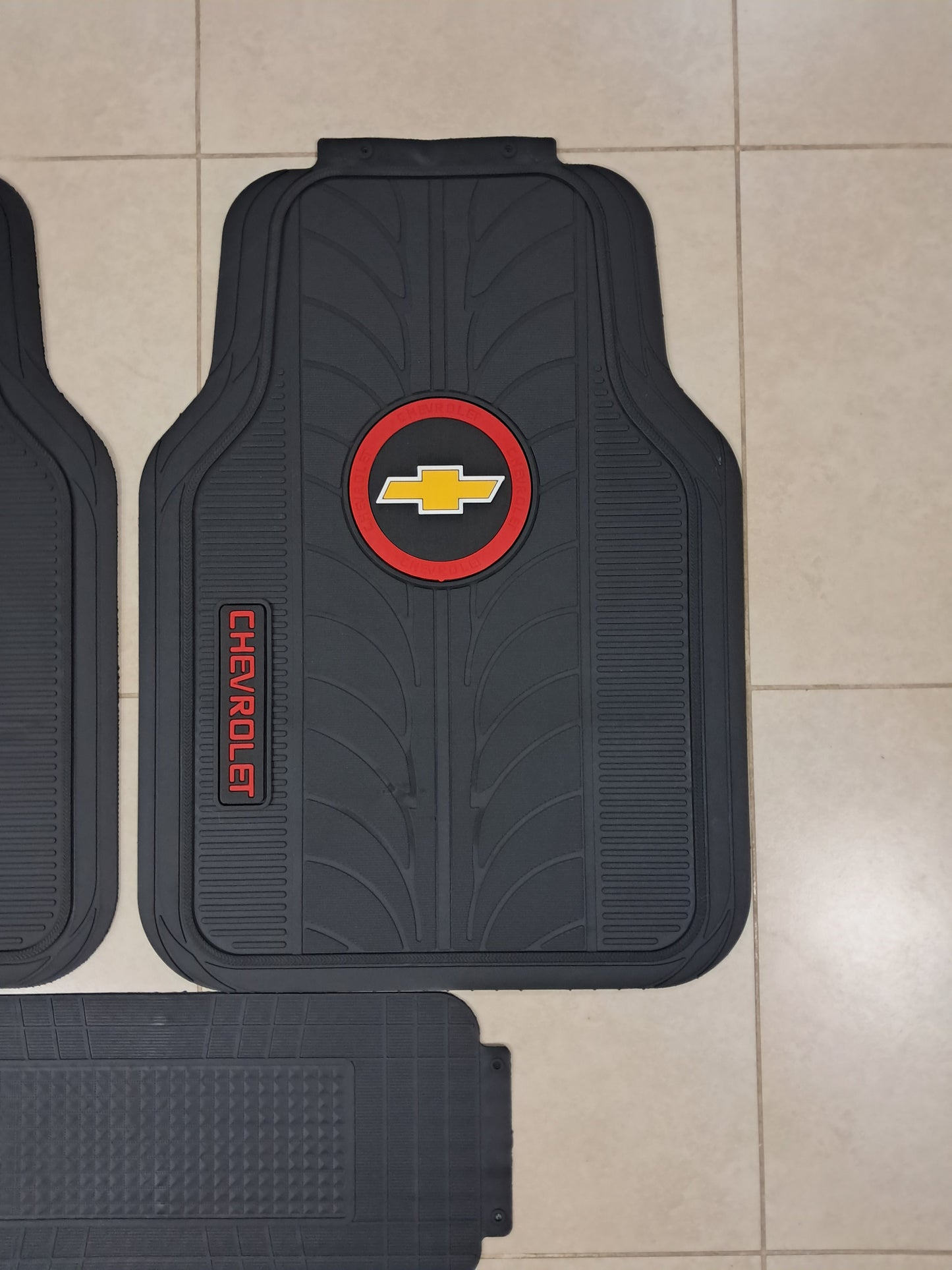 Chevrolet Red Circle Premium Line Rubber Mats – Waterproof Anti-Slip 5 Piece Set