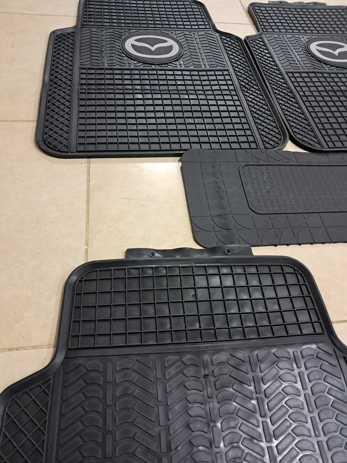 Mazda Heavy Duty Rubber Floor Mats – Universal 5PCS Set
