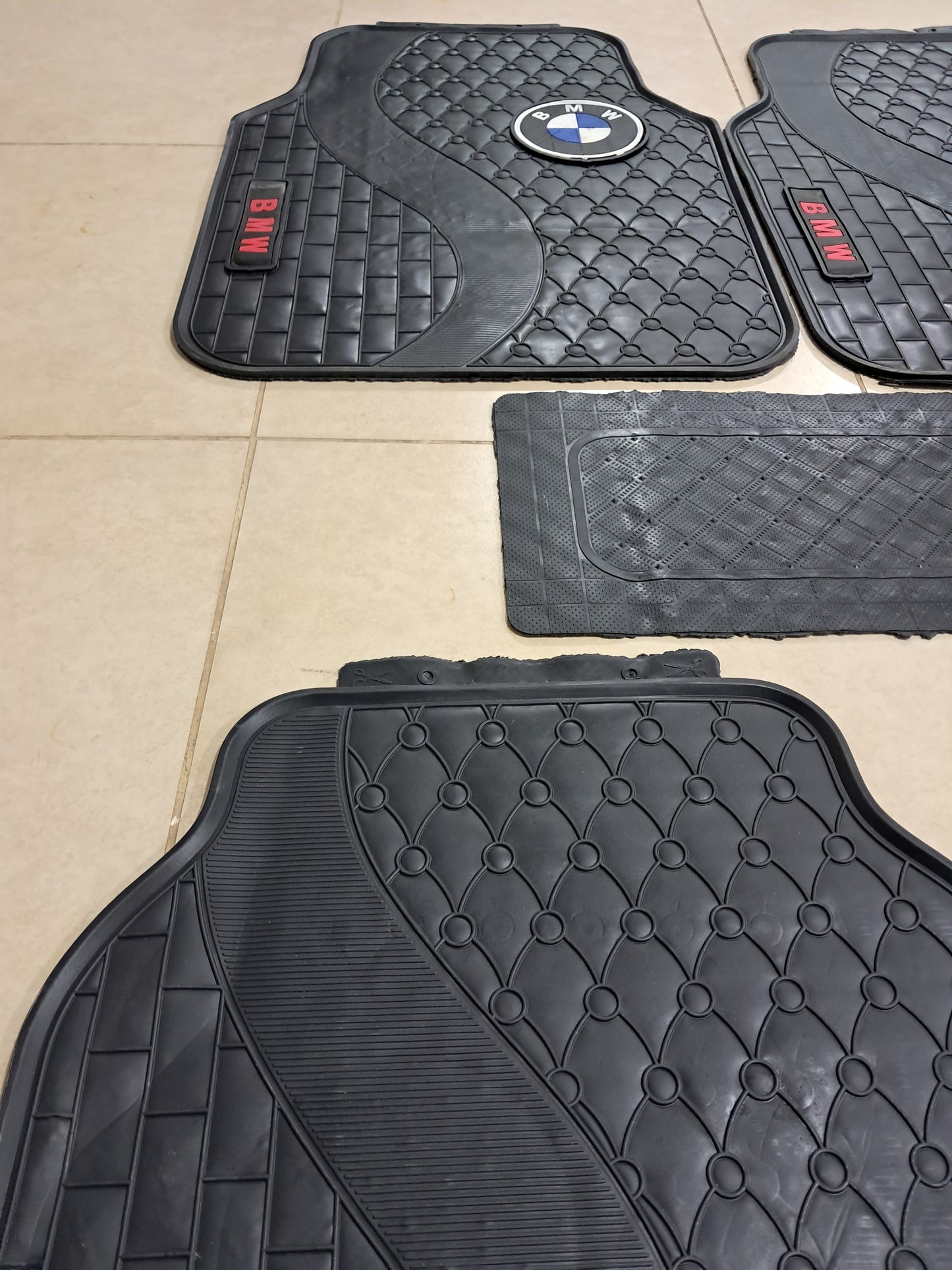 BMW 3D Luxury Rubber Floor Mats – Universal 5PCS Set