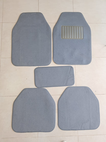 Premium Carpet Car Floor Mats – Soft Fabric Comfort Set (5 PCS)