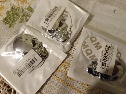 Skull Car Emblem 3D Silver Car Metal Sticker Demon Skull Logo Vehicle Decoration